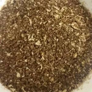 咖啡百科 | 咖啡粉里这些浅棕色粉屑到底是什么?