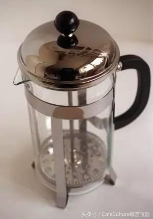 咖啡说｜用那么多咖啡粉做冷萃咖啡，真的值得吗？