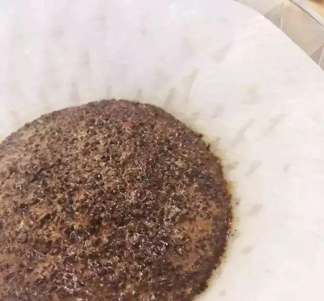 咖啡豆储存不当三大危害,如何判断咖啡粉的新鲜度?