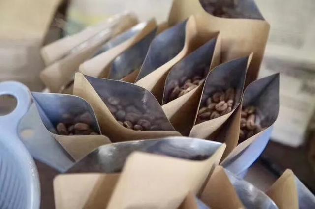 咖啡豆储存不当三大危害,如何判断咖啡粉的新鲜度?