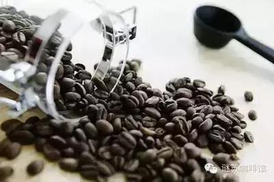 速溶咖啡、咖啡豆、咖啡粉 三者怎么选适合自己的?