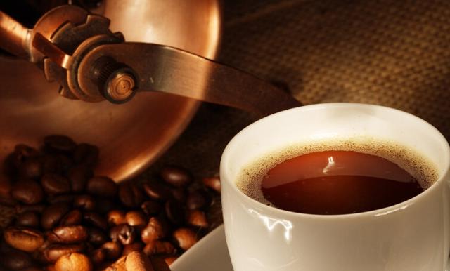 速溶咖啡、咖啡豆、咖啡粉 三者怎么选适合自己的?