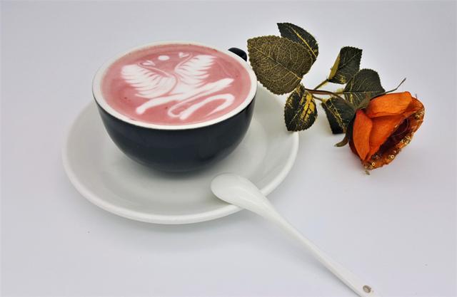 咖啡上为什么要做漂亮的拉花?