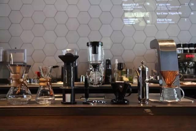 极·食丨咖啡高手揭秘“手冲咖啡”,体验精致生活