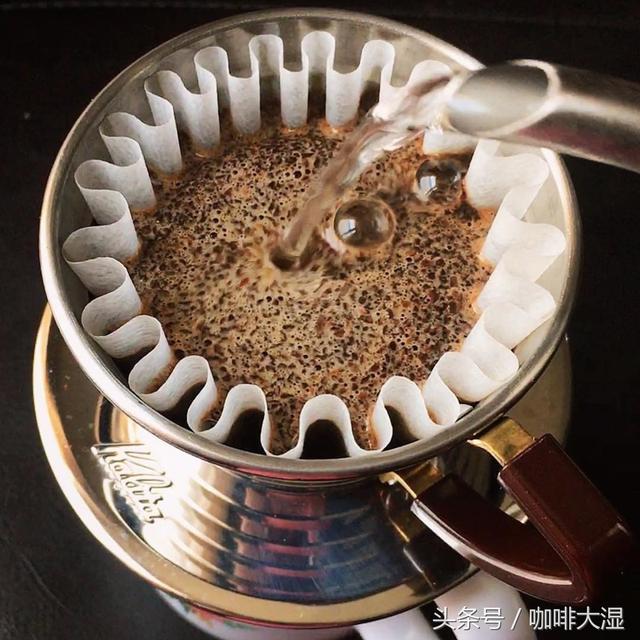 手冲咖啡为什么如此流行?