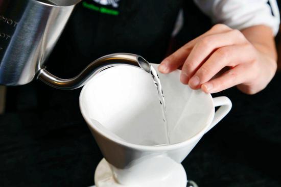 香醇咖啡DIY:图文详解手冲咖啡全过程