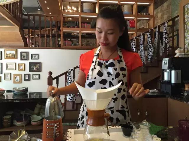 手冲咖啡是一场温柔仪式