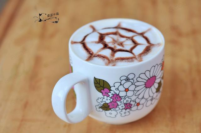 超简易拉花咖啡，新手都能做出来