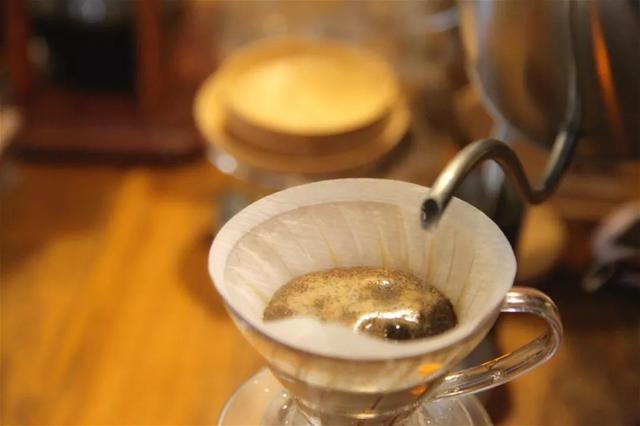 你的手冲咖啡是用多少度水温冲泡的?