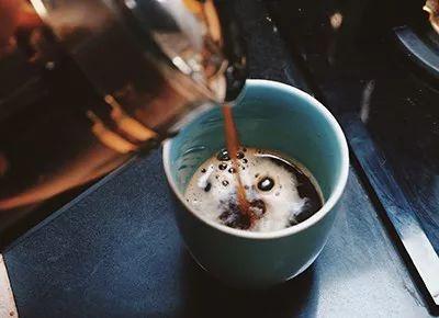 你的手冲咖啡是用多少度水温冲泡的?