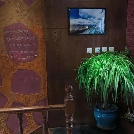 【每日一咖】用自己的态度和温度冲调,咖啡正好中和了小绿叶的甜腻~