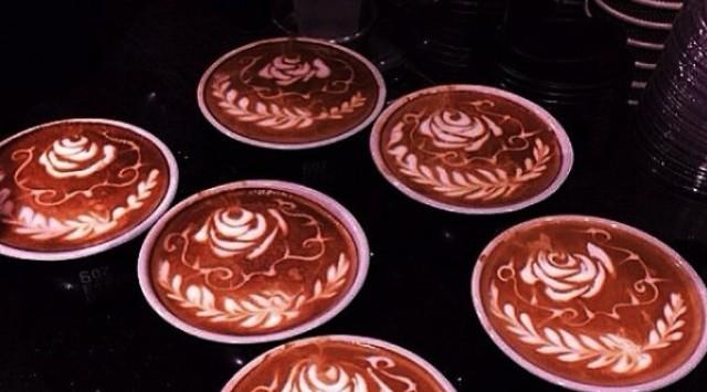 拉花控收图：那些高难度的咖啡拉花作品