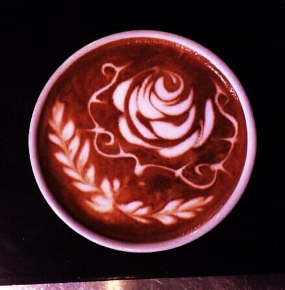 拉花控收图：那些高难度的咖啡拉花作品