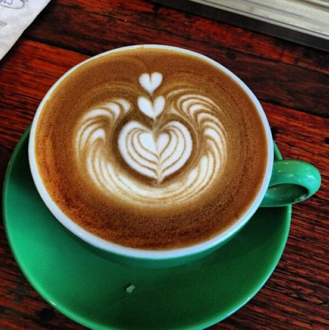 拉花控收图：那些高难度的咖啡拉花作品