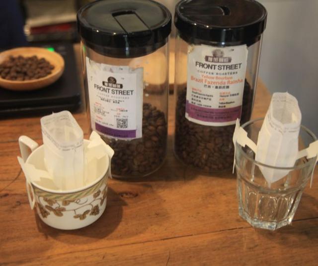 「实验」挂耳咖啡应该怎么冲？挂耳包到底要不要泡着？