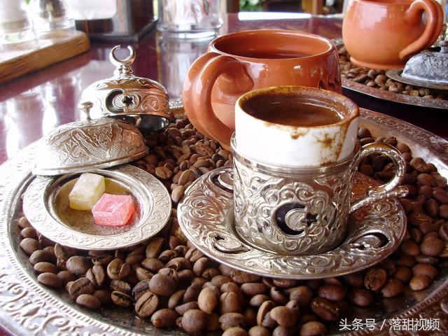 咖啡的传播与流行(五)什么样的杯子才是正宗的咖啡杯?
