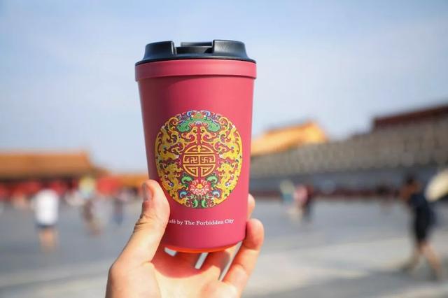 故宫上新！第①款咖啡杯礼盒！现有3色