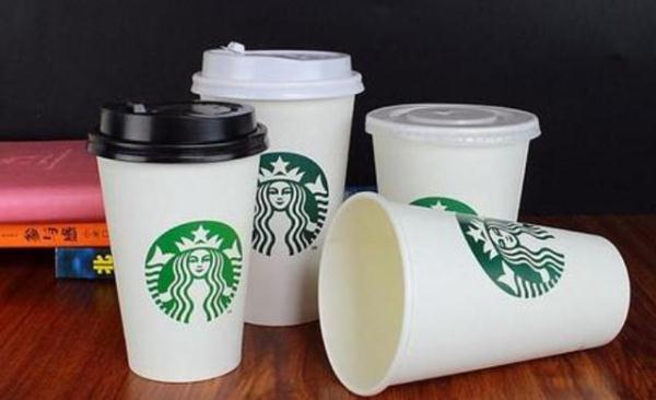 星巴克用过的“咖啡杯”为啥不能回收？原因是这3点，网友大赞
