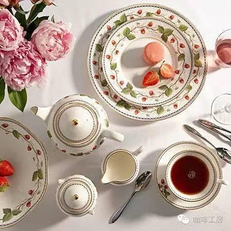 「咖啡杯」如何选择咖啡杯？皇后御用瓷器品牌wedgwood