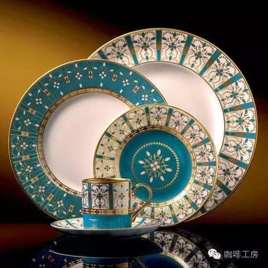 「咖啡杯」如何选择咖啡杯？皇后御用瓷器品牌wedgwood