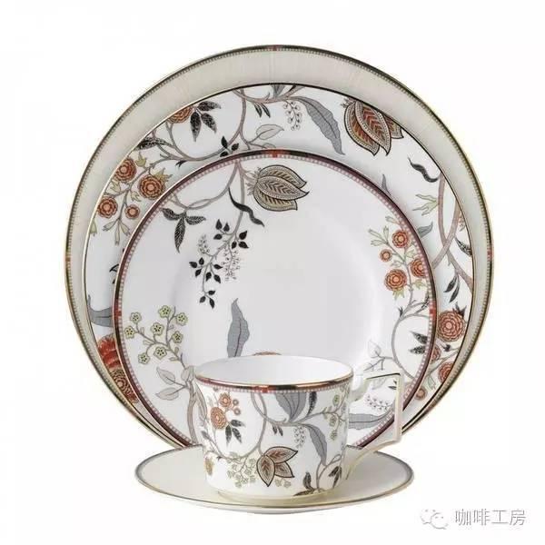 「咖啡杯」如何选择咖啡杯？皇后御用瓷器品牌wedgwood