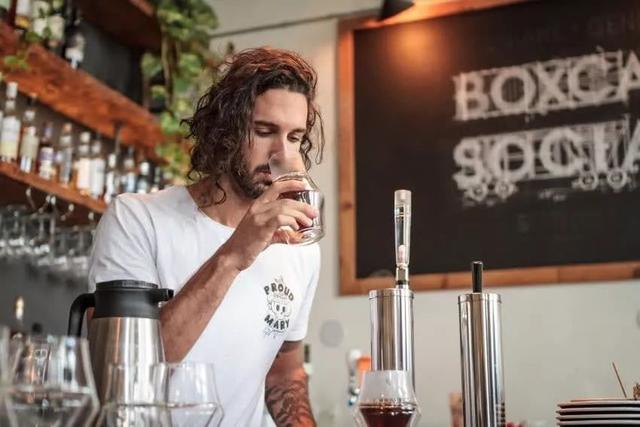 咖啡杯也会影响咖啡风味？选对杯子，让咖啡更好喝！