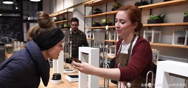 重磅|Alpha Dominche 推出首款家用咖啡壶“The Flask”