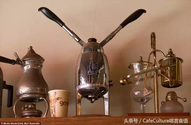 周游全世界,收藏咖啡壶300余把,这才是真正的咖啡狂热粉!