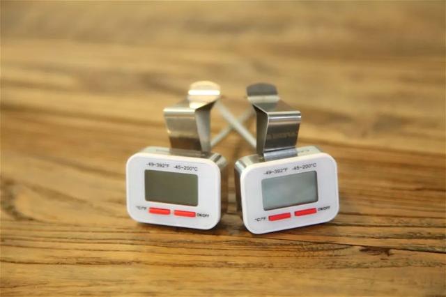 咖啡一定要加牛奶吗？浓缩咖啡和手冲咖啡的区别是什么？