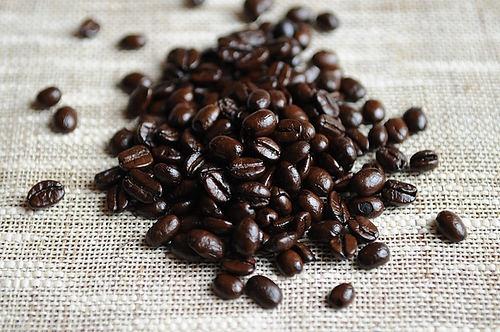 听说巧克力和牛奶更配哦   那咖啡呢？