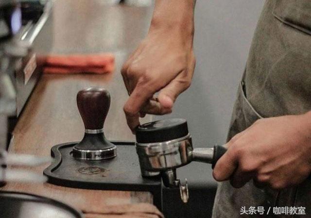 咖啡师基础知识：萃取Espresso意式浓缩的14个步骤，原来这么复杂