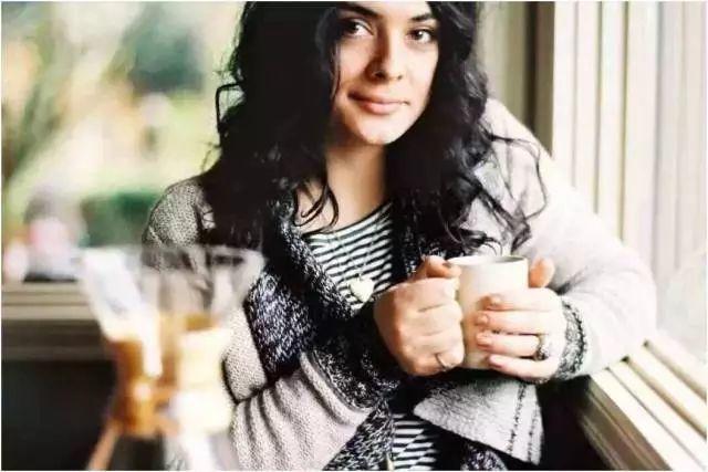 不会拉花没关系！跟着世界级咖啡大师学做百变花式咖啡！