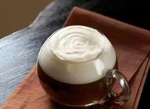 不会拉花没关系！跟着世界级咖啡大师学做百变花式咖啡！