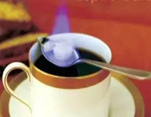 不会拉花没关系！跟着世界级咖啡大师学做百变花式咖啡！