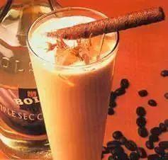 不会拉花没关系！跟着世界级咖啡大师学做百变花式咖啡！