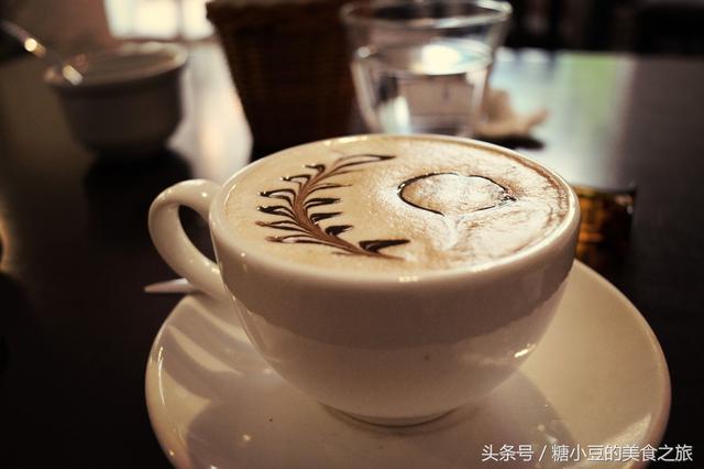 一组拉花咖啡的欣赏，献给同样爱咖啡的你！