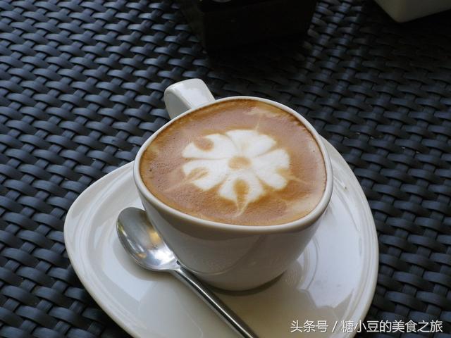 一组拉花咖啡的欣赏，献给同样爱咖啡的你！