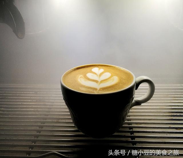 一组拉花咖啡的欣赏，献给同样爱咖啡的你！