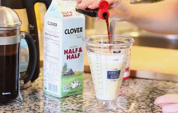 夏日大作战：混合搅一搅就超好喝的泰式香草咖啡