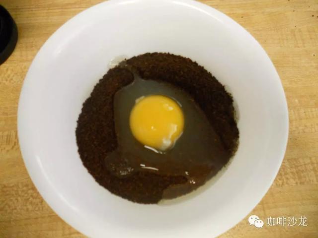 咖啡除了加糖加奶,还能加什么?