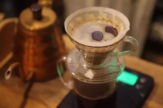 手冲技巧分享｜注水搅拌是什么？有什么作用呢？