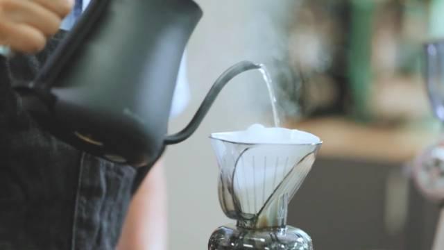 手冲技巧:咖啡烘焙萃取法、三温暖手冲法讲究