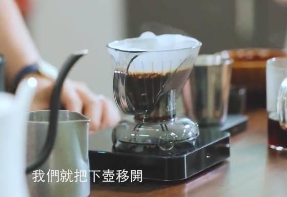 手冲技巧:咖啡烘焙萃取法、三温暖手冲法讲究
