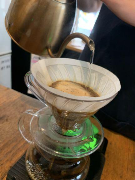 冲煮法 | 常见的几种手冲手法