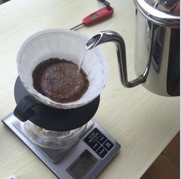 美式咖啡机和手冲咖啡的区别