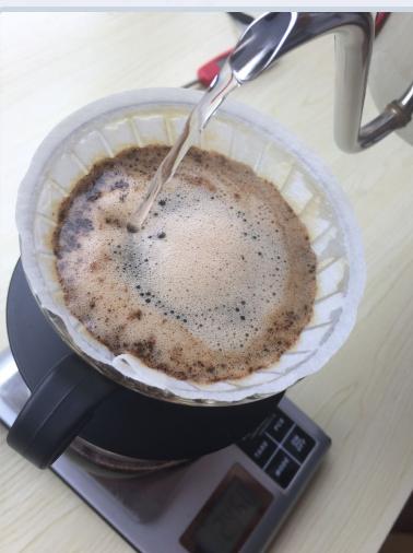 美式咖啡机和手冲咖啡的区别